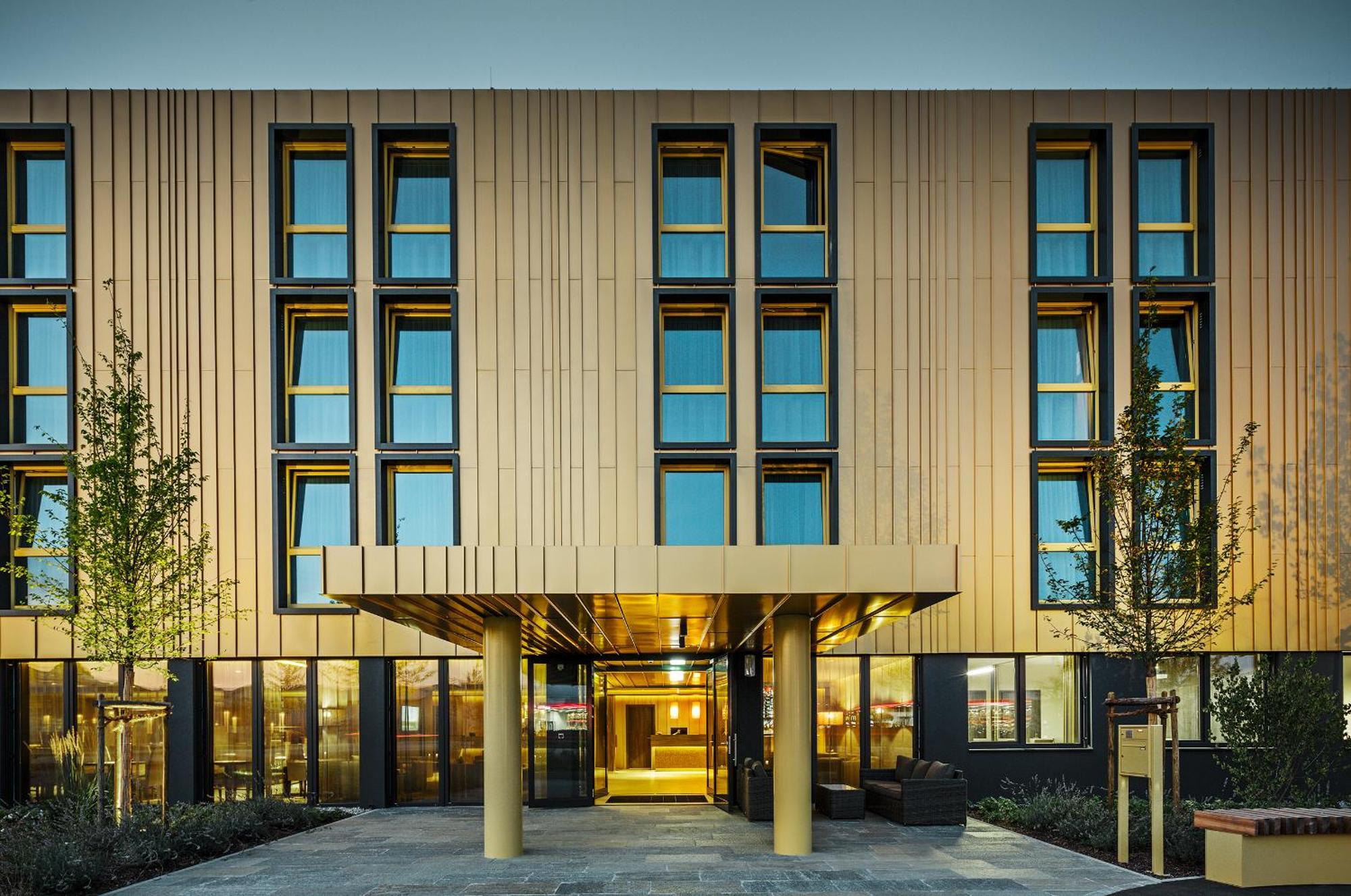 Myhotel Muenchen Olching Bagian luar foto